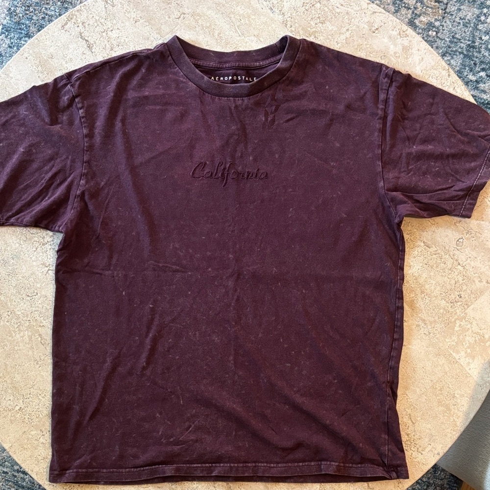 Aeropostale size Medium Men's Dark Purple California Tee shirt